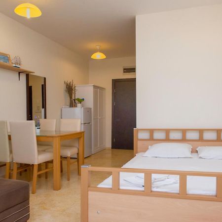 Garden Of Eden Pmg Apartments Sveti Vlas Eksteriør billede