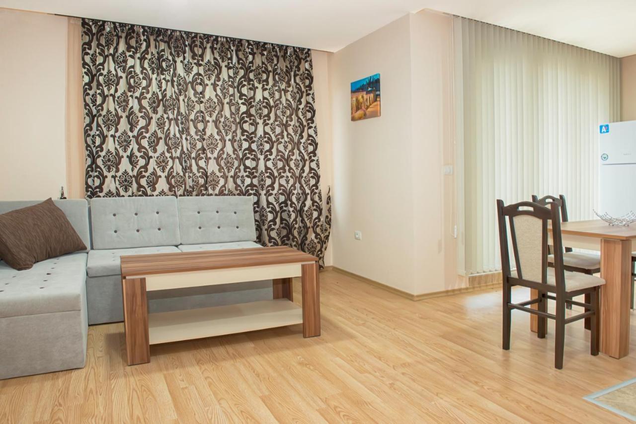 Garden Of Eden Pmg Apartments Sveti Vlas Eksteriør billede