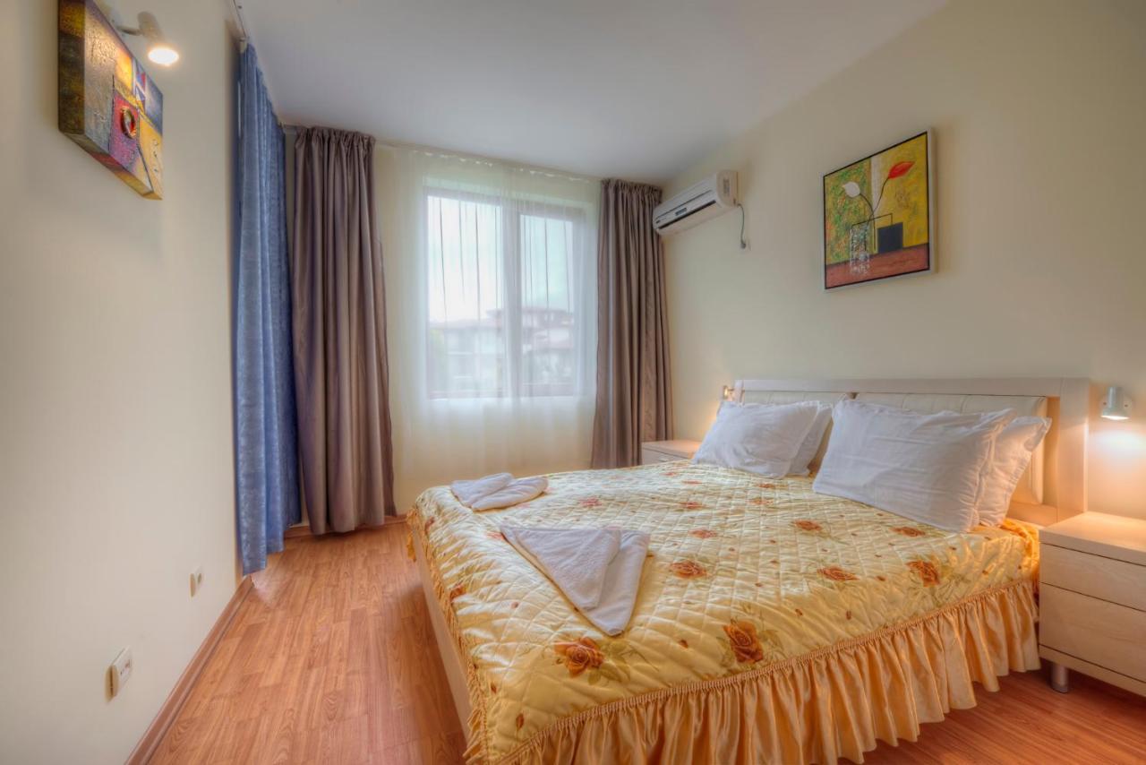Garden Of Eden Pmg Apartments Sveti Vlas Eksteriør billede