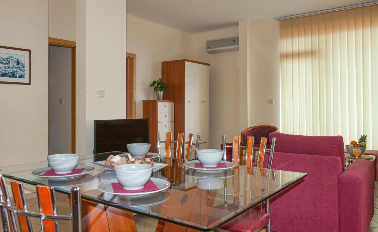 Garden Of Eden Pmg Apartments Sveti Vlas Eksteriør billede