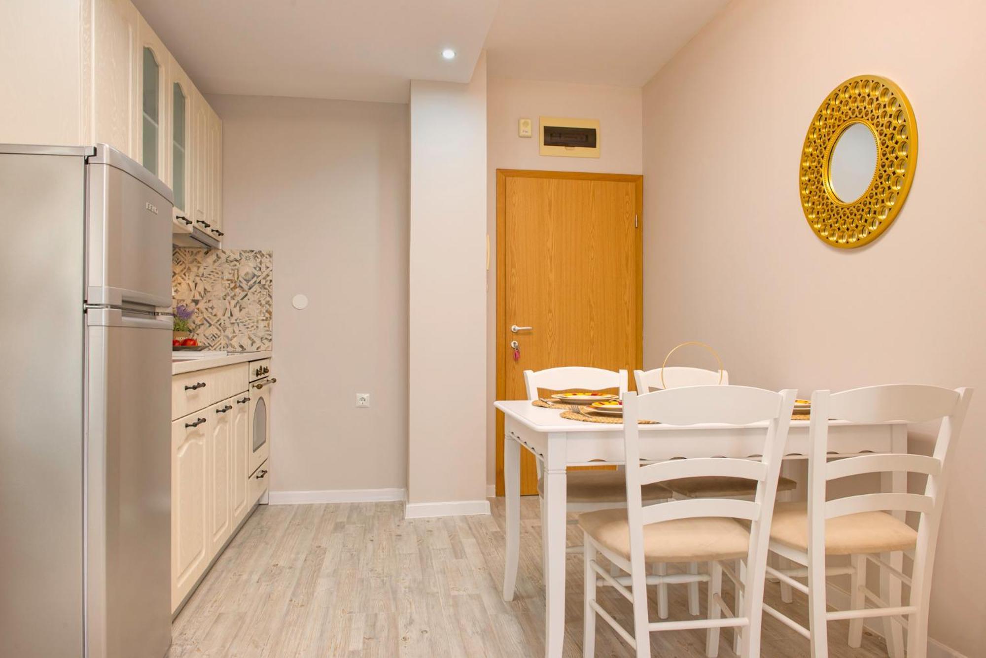 Garden Of Eden Pmg Apartments Sveti Vlas Eksteriør billede