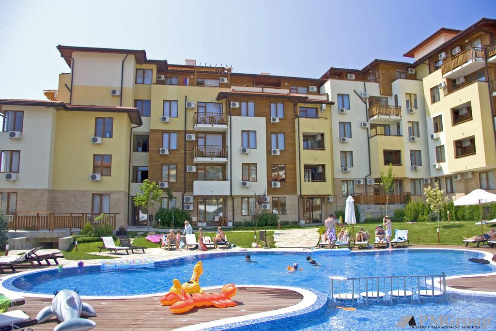 Garden Of Eden Pmg Apartments Sveti Vlas Eksteriør billede