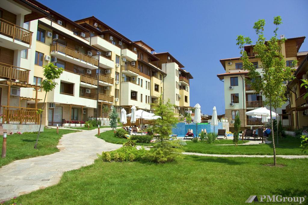 Garden Of Eden Pmg Apartments Sveti Vlas Eksteriør billede