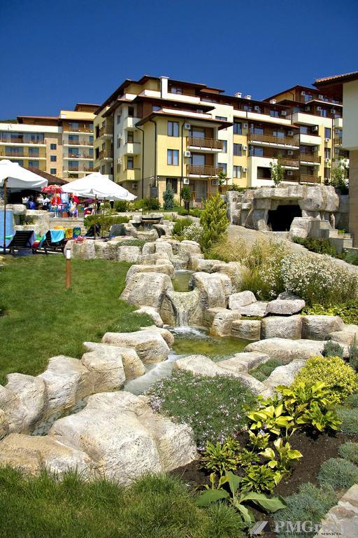 Garden Of Eden Pmg Apartments Sveti Vlas Eksteriør billede