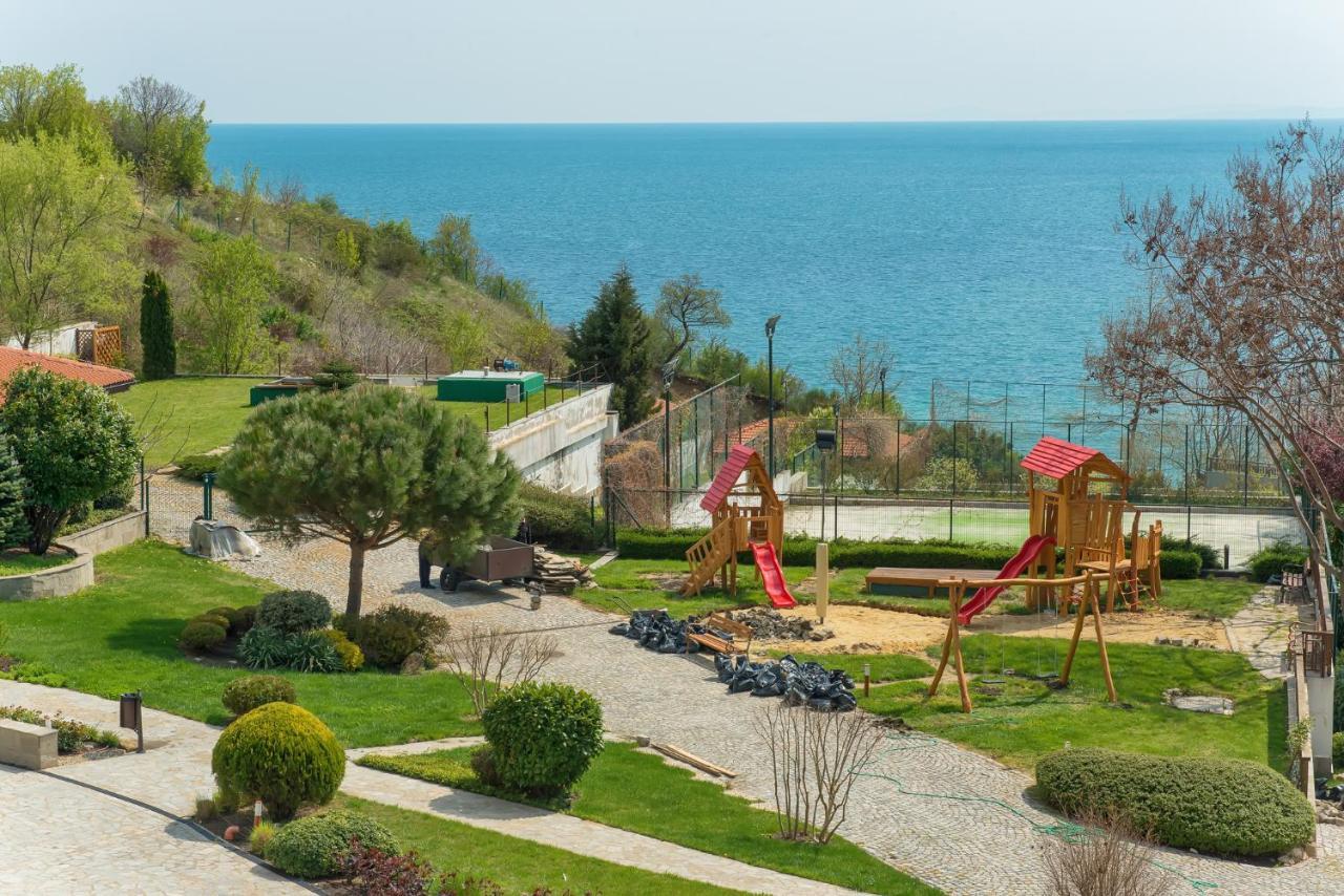 Garden Of Eden Pmg Apartments Sveti Vlas Eksteriør billede