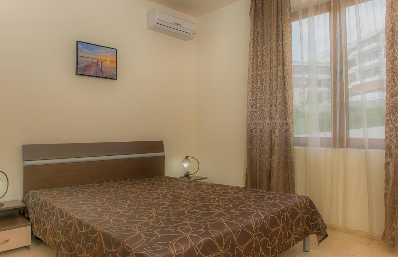 Garden Of Eden Pmg Apartments Sveti Vlas Eksteriør billede