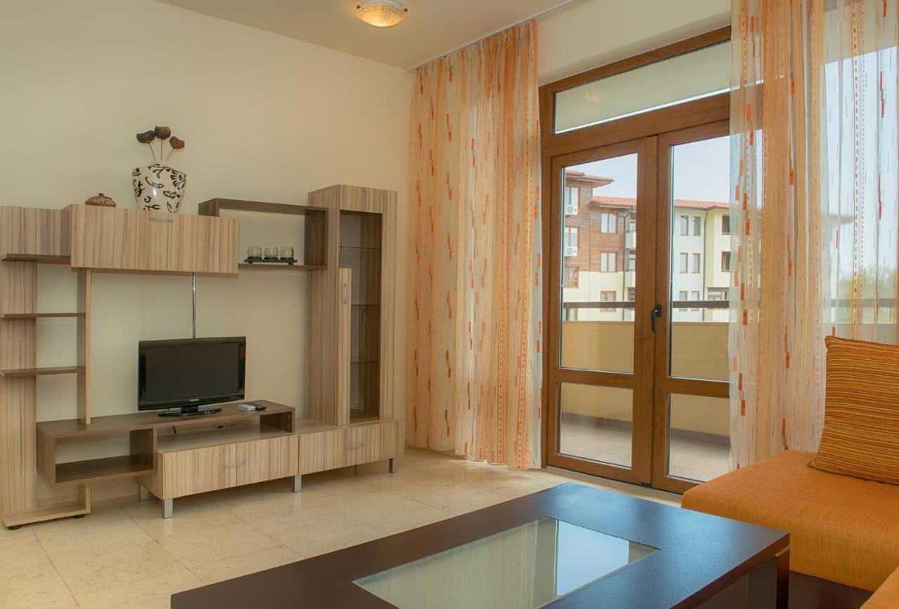 Garden Of Eden Pmg Apartments Sveti Vlas Eksteriør billede